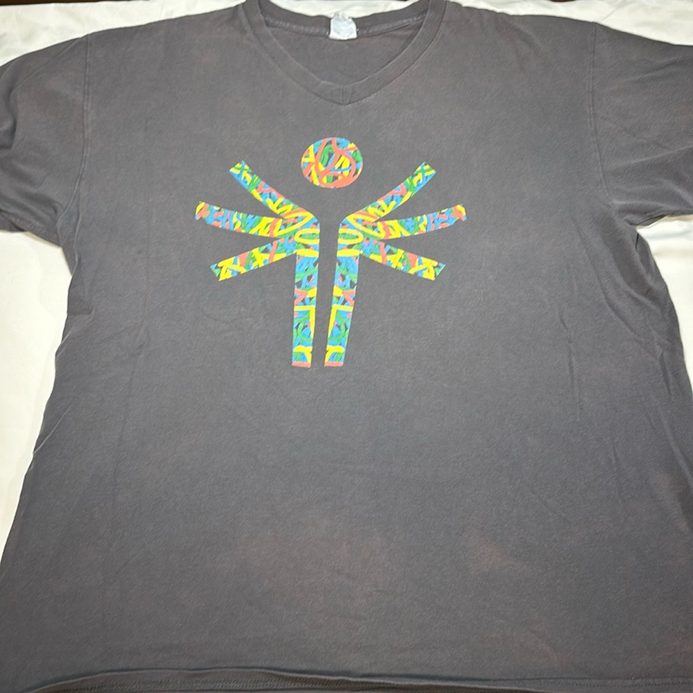 Men’s graphic tee for New Jersey Special Olympics, gray and pink tie-dye size XL